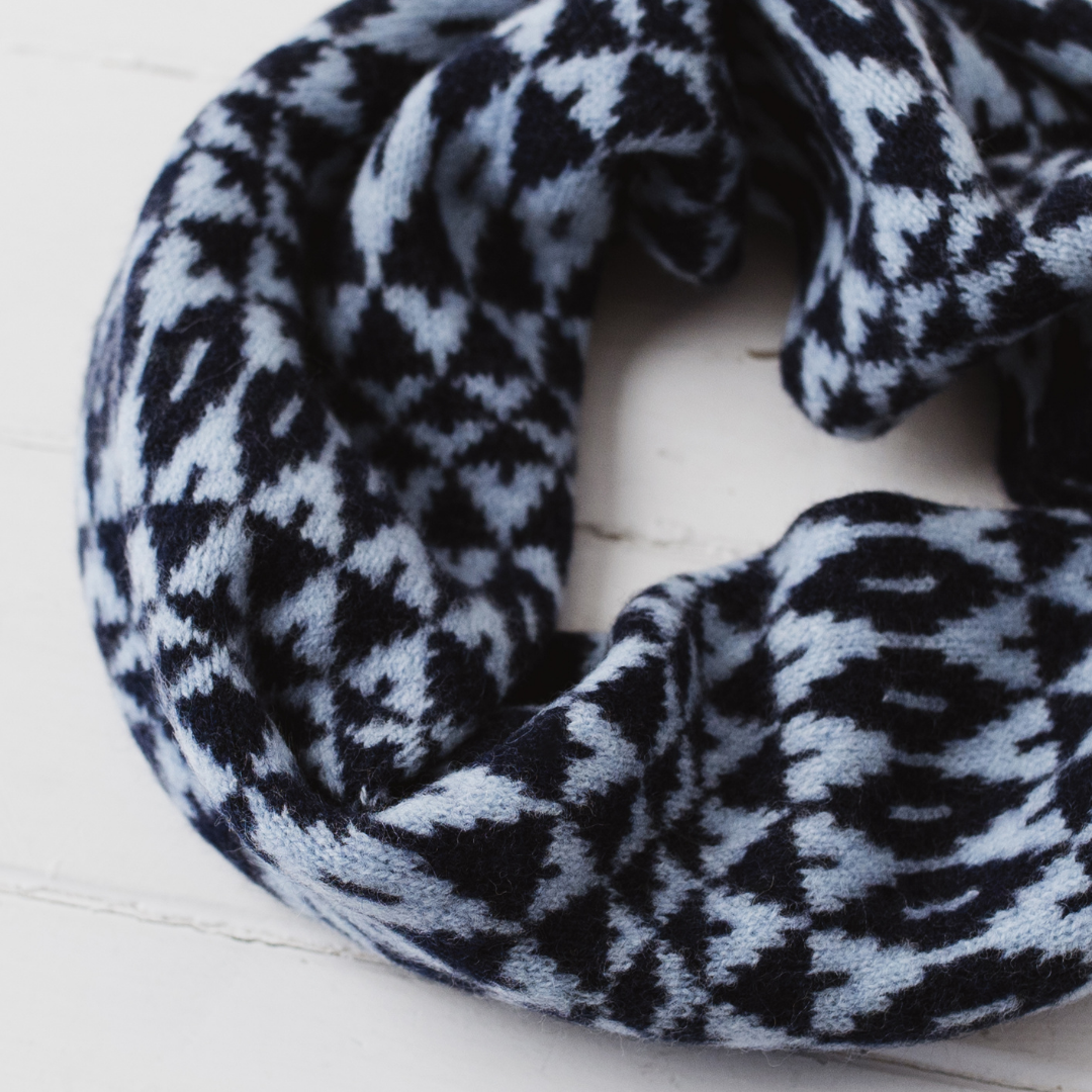 Mirror snood / cowl - navy and angelite blue