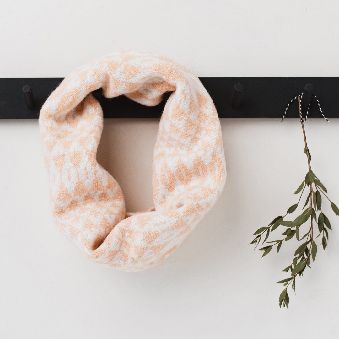 Mirror snood / cowl - nectarine and white