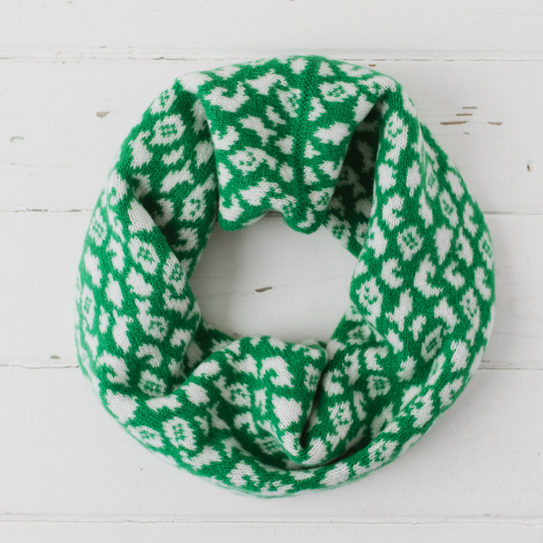 Leopard snood / cowl - billiard green and white