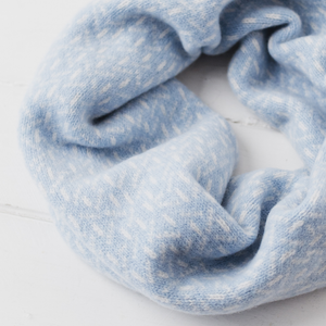 Scatter snood / cowl - angelite blue and white