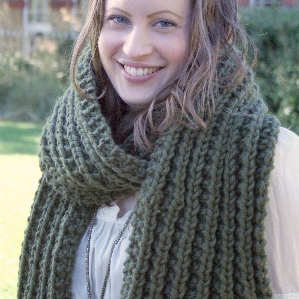 PDF knitting pattern - chunky knitted scarf - Miss Knit Nat